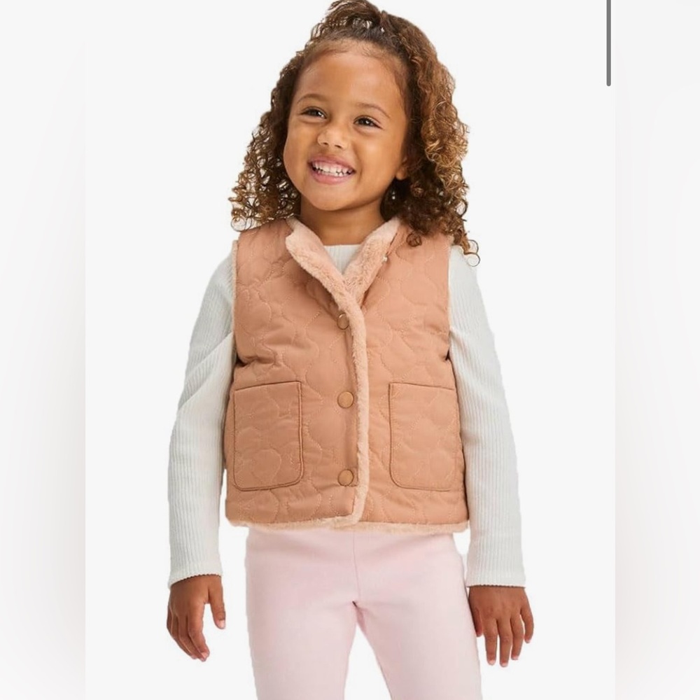 Cat & Jack Toddler Girls' Quilted Reversible Vest